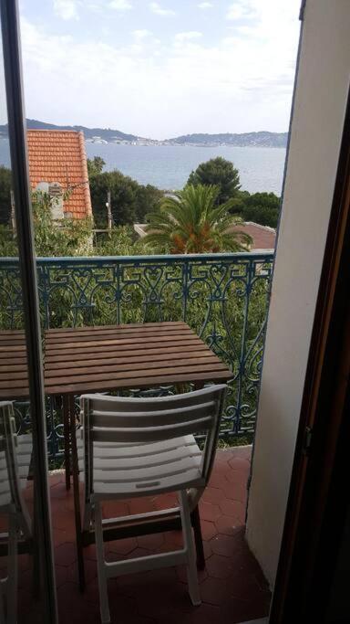 Appartement Pres Des Plages Du Mourillon Toulon Exterior foto